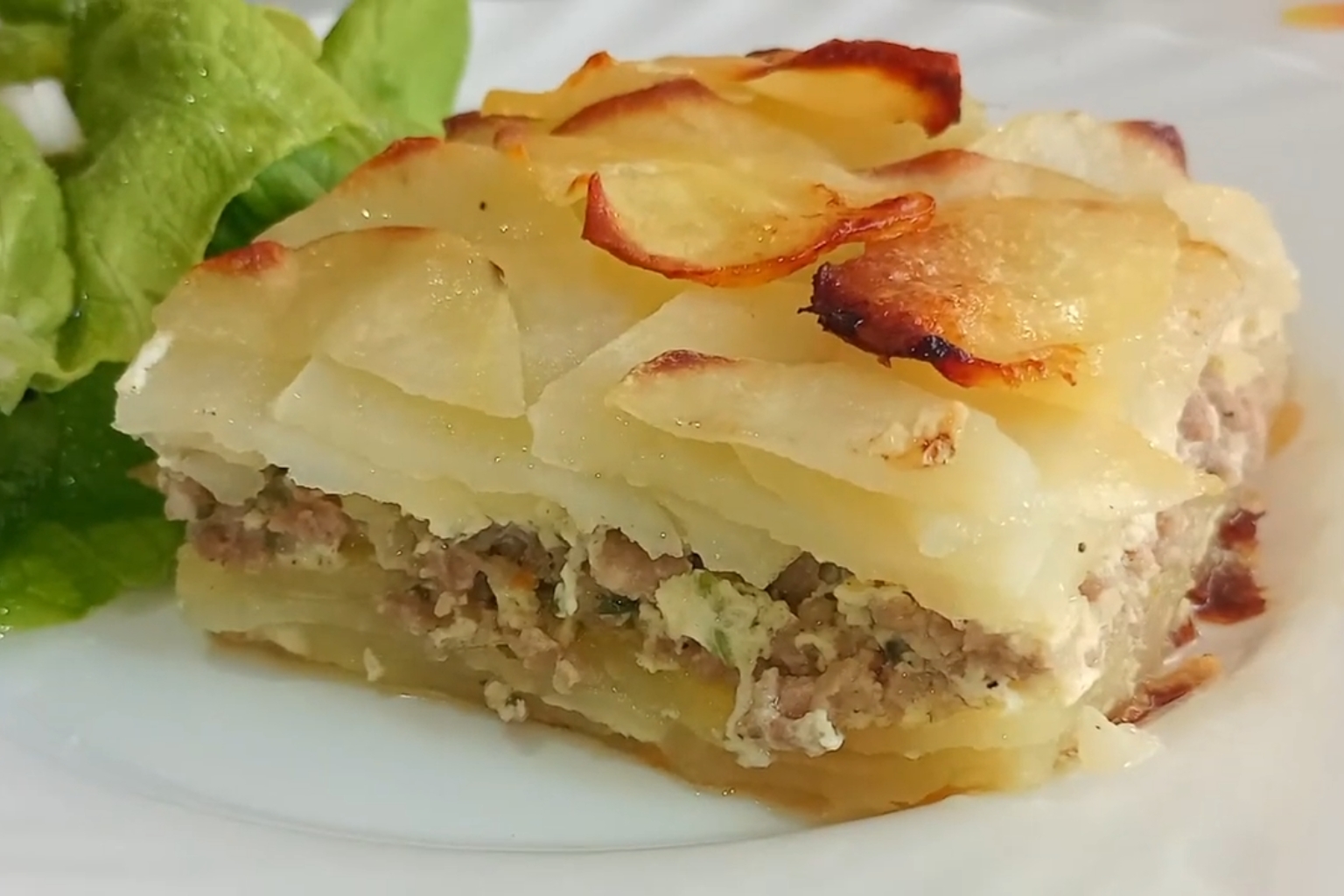 musaka sa krompirom i mlevenim mesom